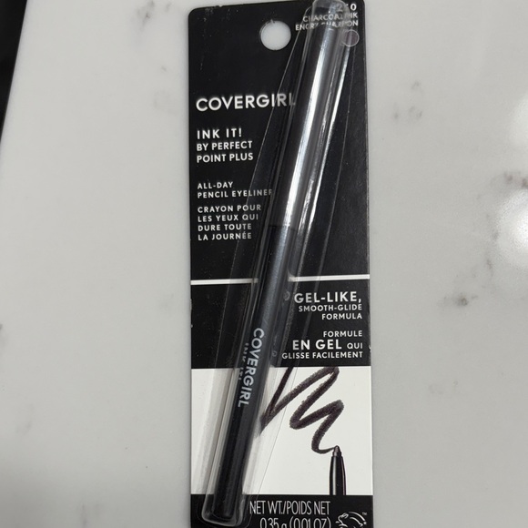 Makeup Bundle - Picture 4 of 5